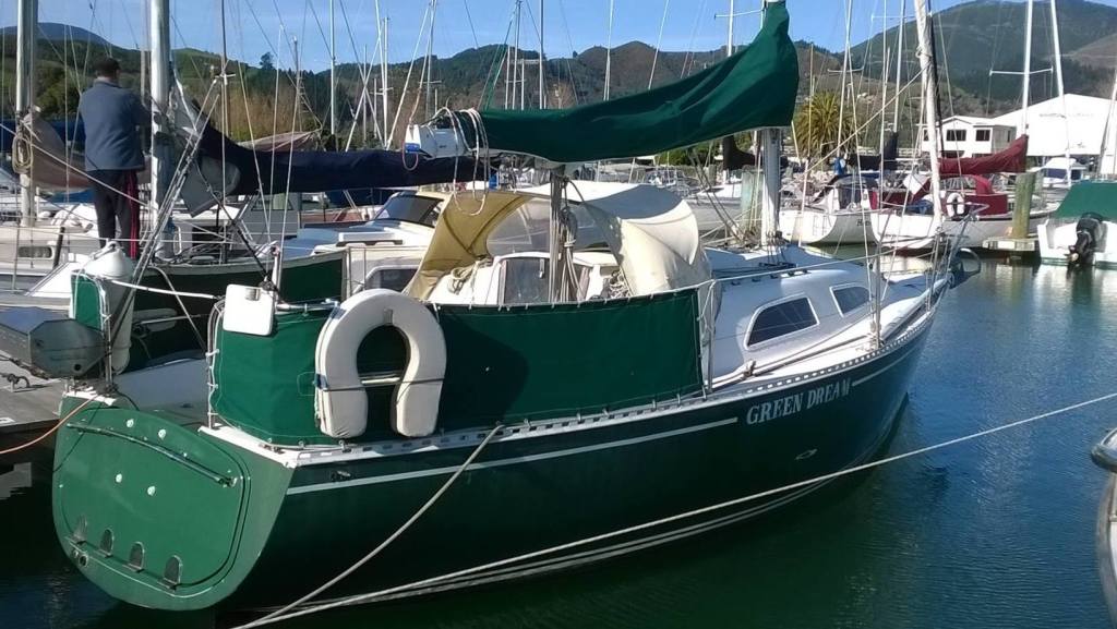 Whiting 29 yacht Green Dream
