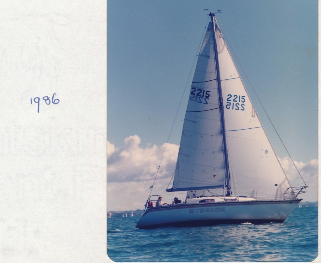 Whiting 29 yacht Stinger