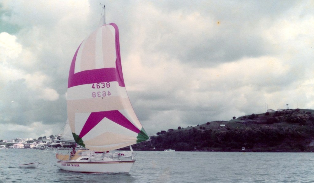 Whiting 29 yacht Corner Bar Cruiser