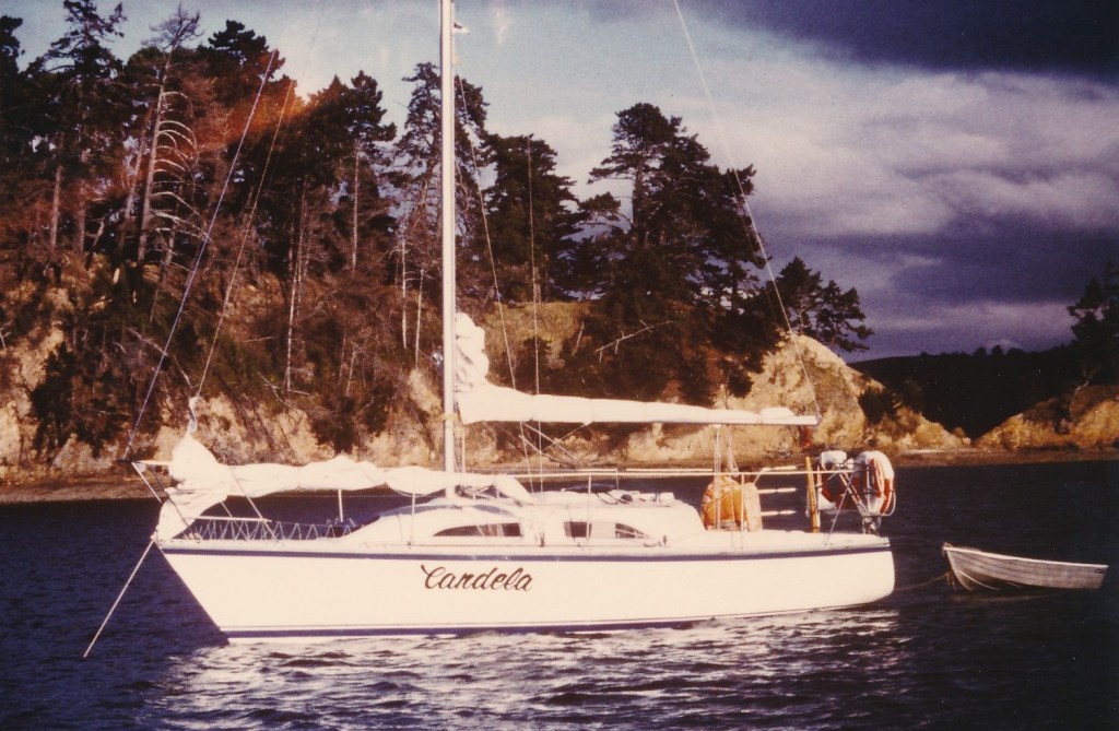 Whiting 29 yacht Candela